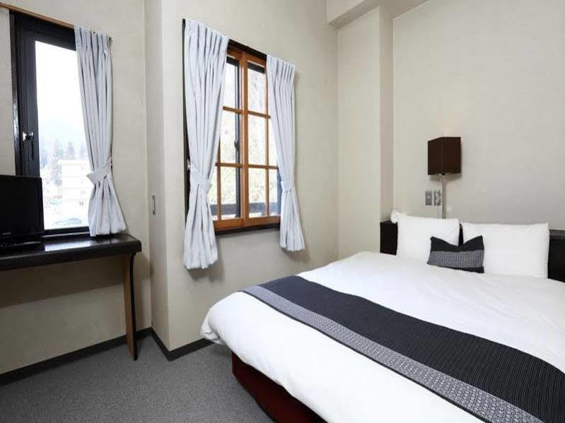 Hakuba Gondola Hotel Zewnętrze zdjęcie